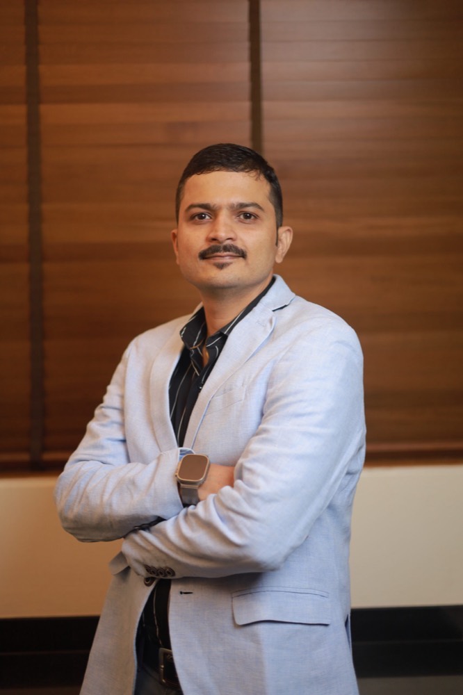 Dr. Amit Mulay